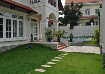 Villa Thao Dien for rent in Kim Son area 750sqm pool and airy garden