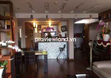 Apartment for rent in Hung Vuong Plaza 3 beds has balcony view of pool on high floor