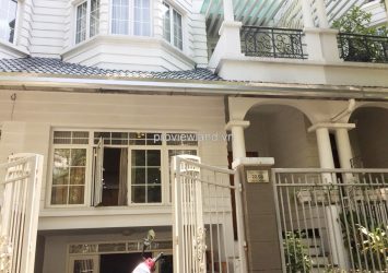 Saigon Pearl villa for rent 4 bedrooms 450 sqm