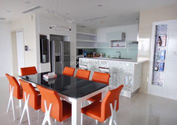 Penthouse Saigon Pearl for sale