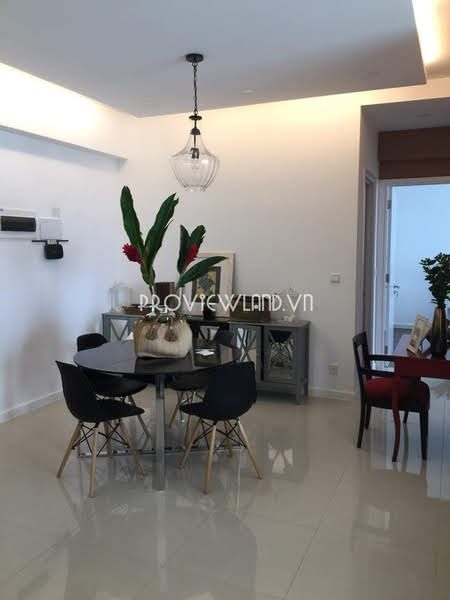 Estella Heights apartment for sale 2 large Bedrooms good price high floor