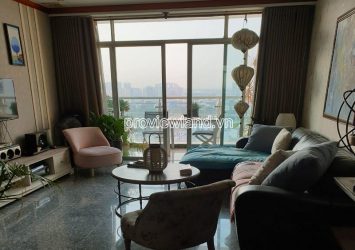 High floor apartment at Hoang Anh Riverview for rent with 4 bedrooms